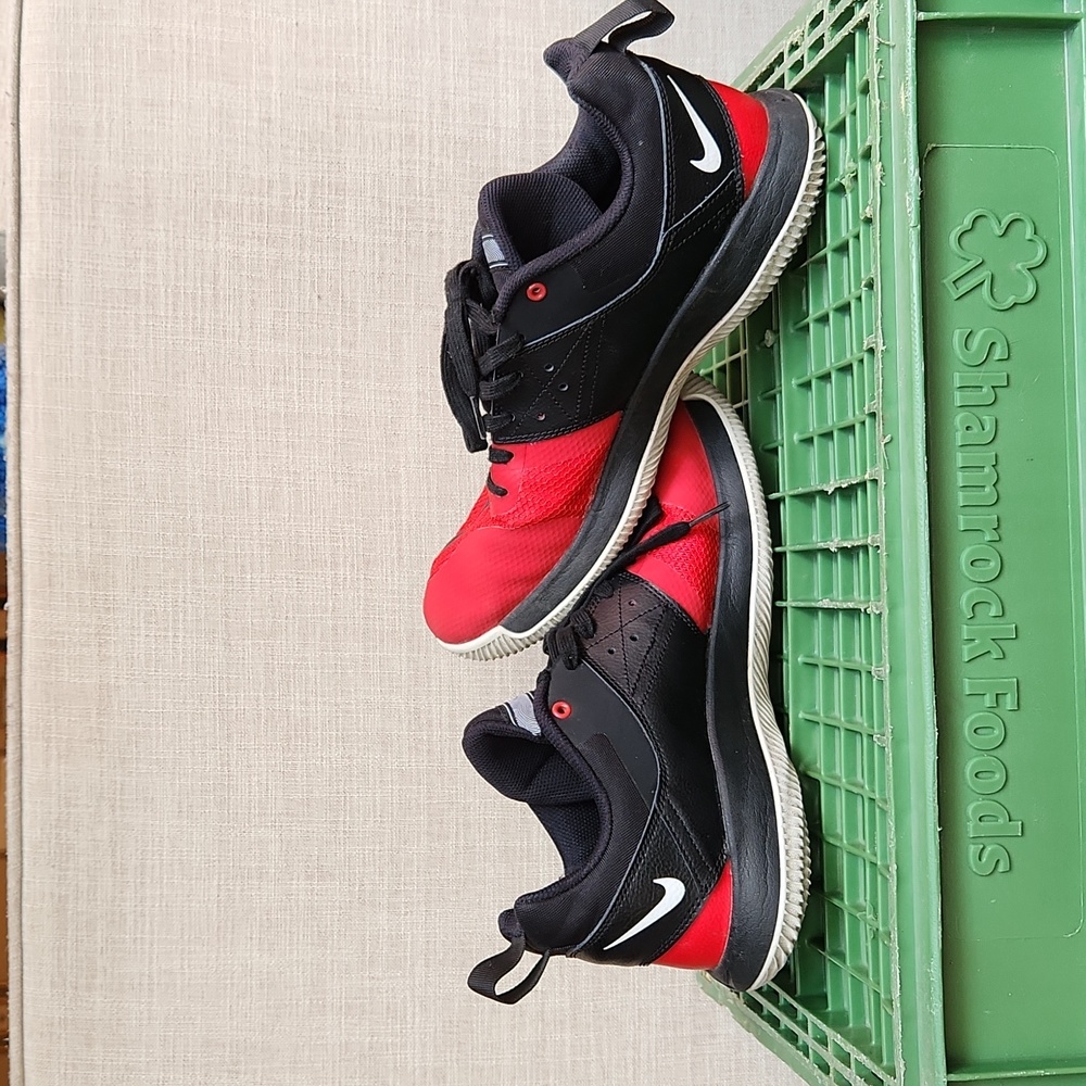 Nike Fly by II men's sz 11